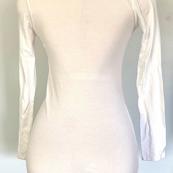 White long sleeves tee - Picture 2 of 4